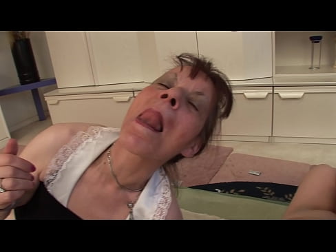 ❤️ To bedstemødre og en bedstefar har en trekant ❤ Fucking video at da.fullpornercom.ru