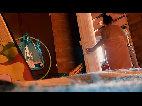 ❤️ Min onkel følger mig ind i brusebadet, han knepper mig, mens jeg tager et brusebad. ❤ Fucking video at da.fullpornercom.ru